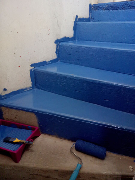 1ère couche dans l'escalier